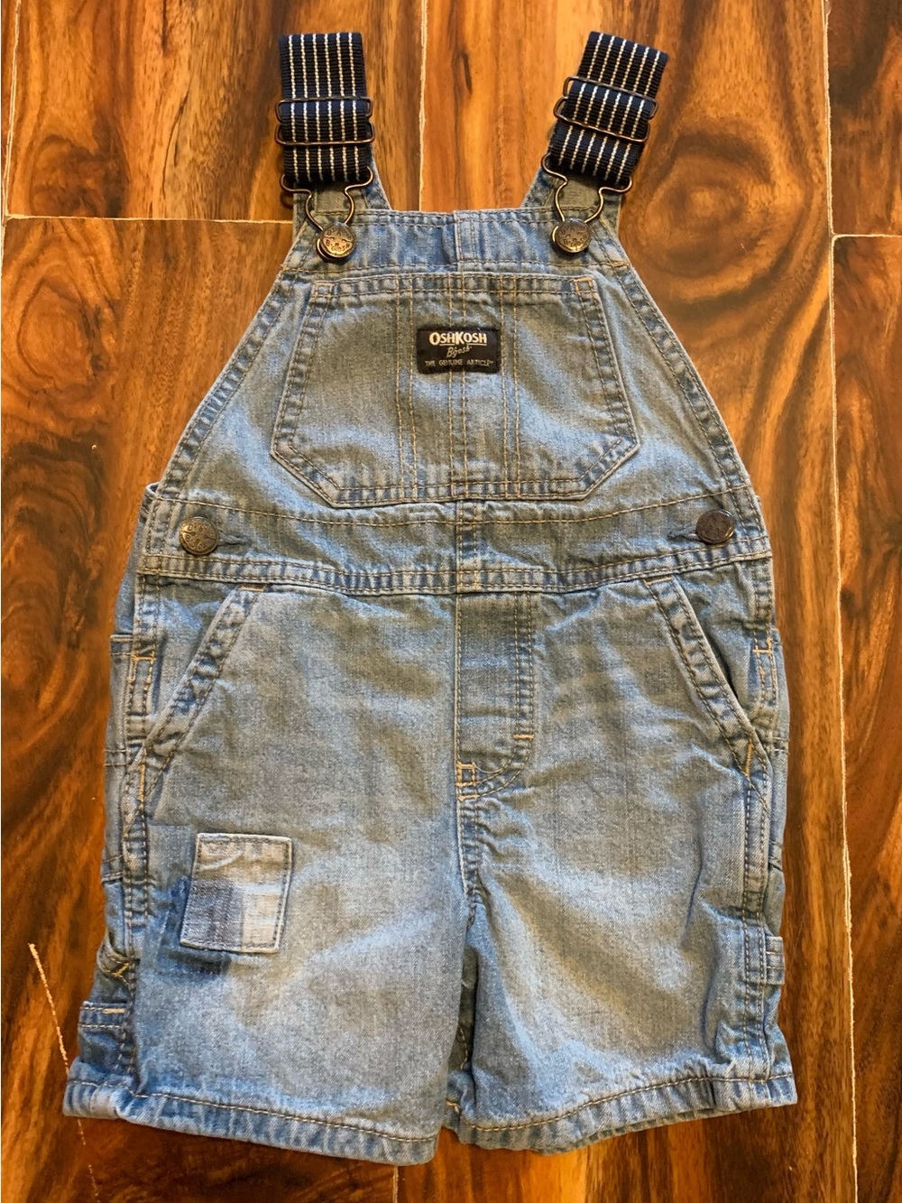 OshKosh B’gosh Patchwork Boy 2T  Overall Shorts         3455